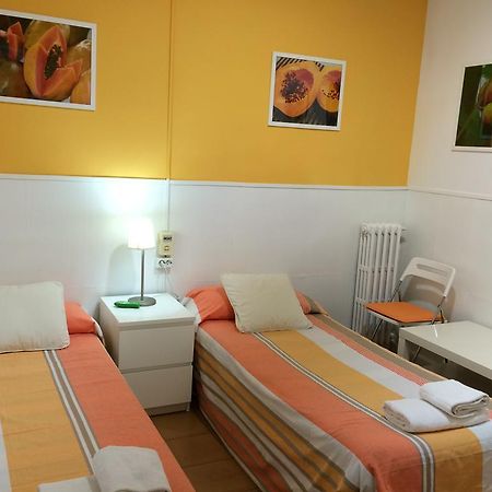 Hostal Valls Barcelona Exterior foto