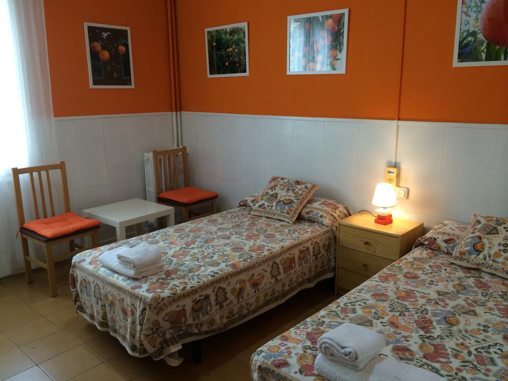 Hostal Valls Barcelona Exterior foto